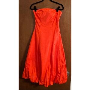 ASTR The Label Strapless Bubble Hem Cotton‎ Poplin Midi Dress Size Medium Orange